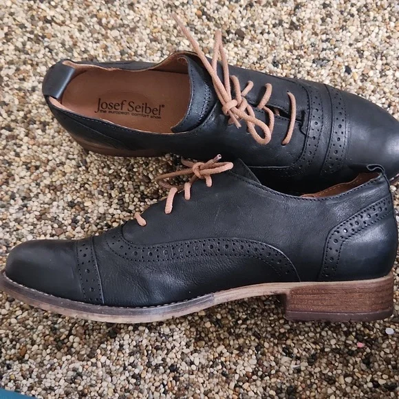 Josef Seibel Black Leather Shoes, Size 40 - Picture 8 of 8